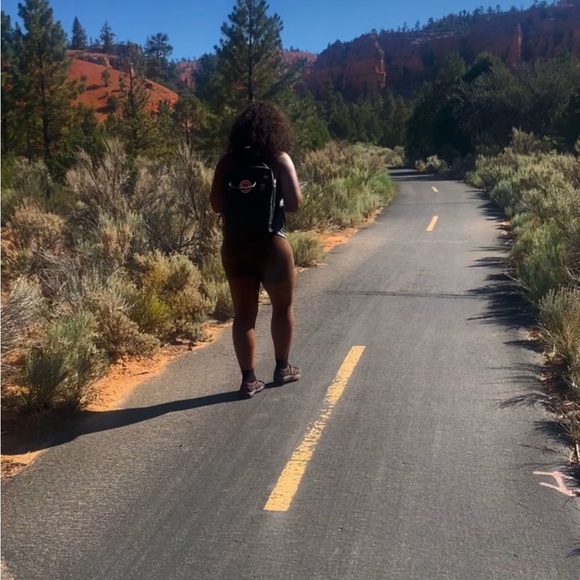 Meet your posher, Nakia - Picture 4 of 11